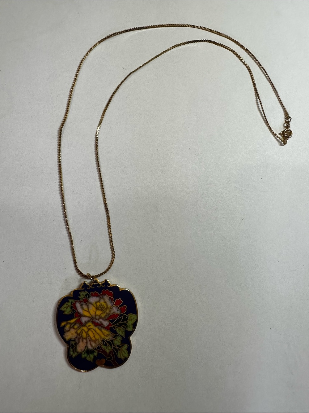 Vintage Cloisonné Enamel Floral Peony Pendant Gold Tone Chain Necklace 24"